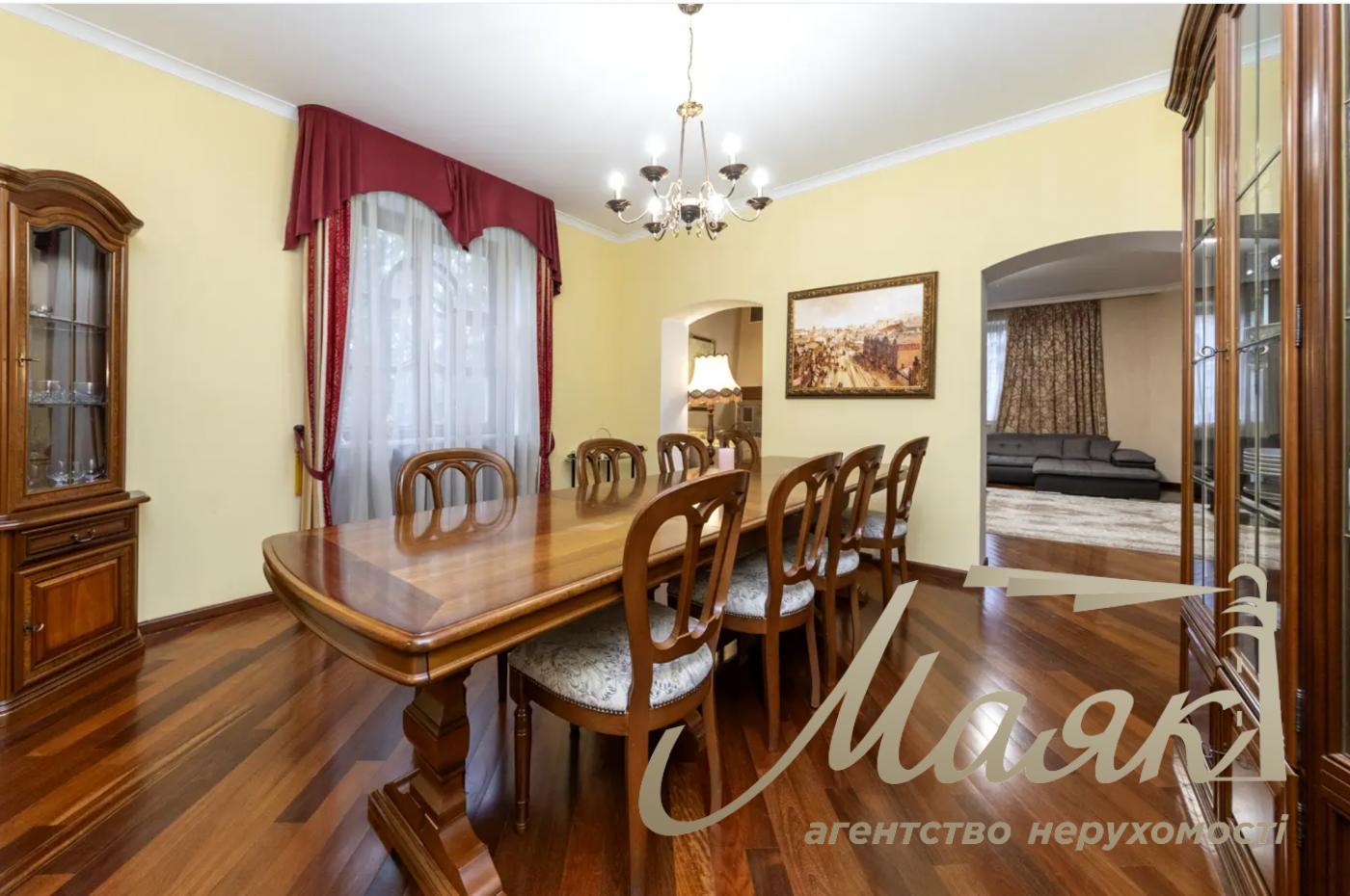 Оренда 2-х поверхового будинку 631м2, Голосіївський район