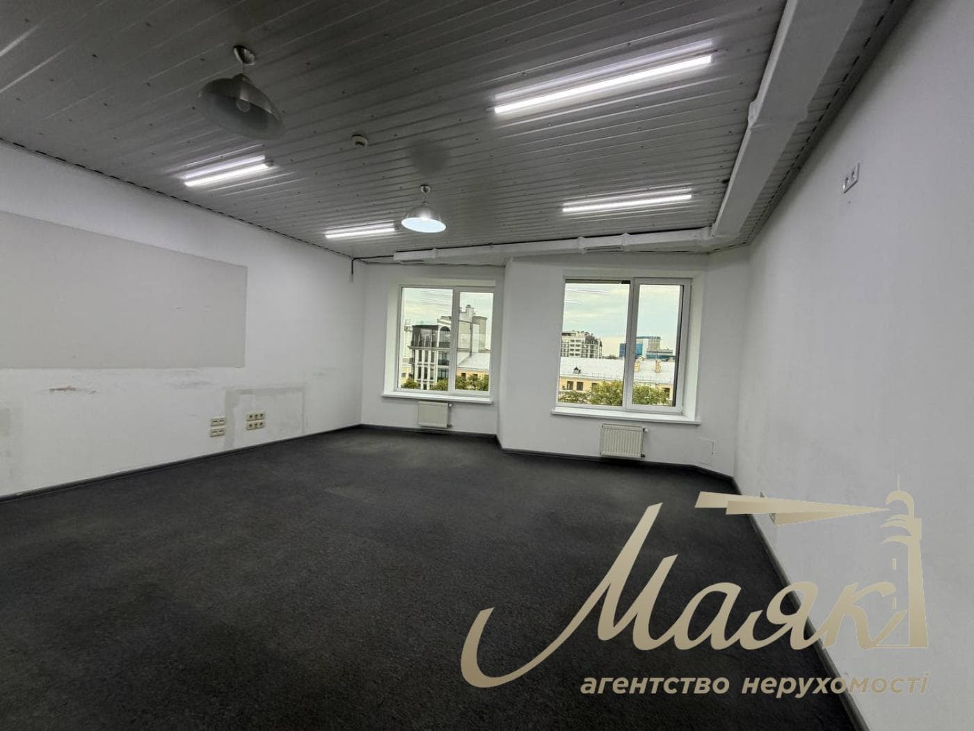 Оренда офісу площею 750 м² у бізнес-центрі «Доміно», вул. Нижній Вал, 51, Поділ.