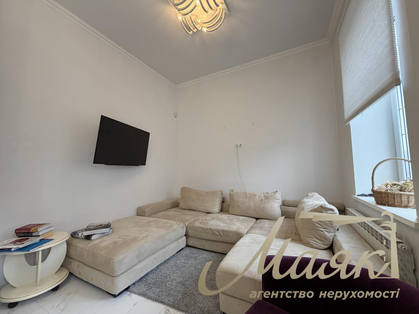 Оренда 4х-кімнатної квартири 200 м² у самому серці Києва - вул. Рейтарська, 5, Шевченківський район.