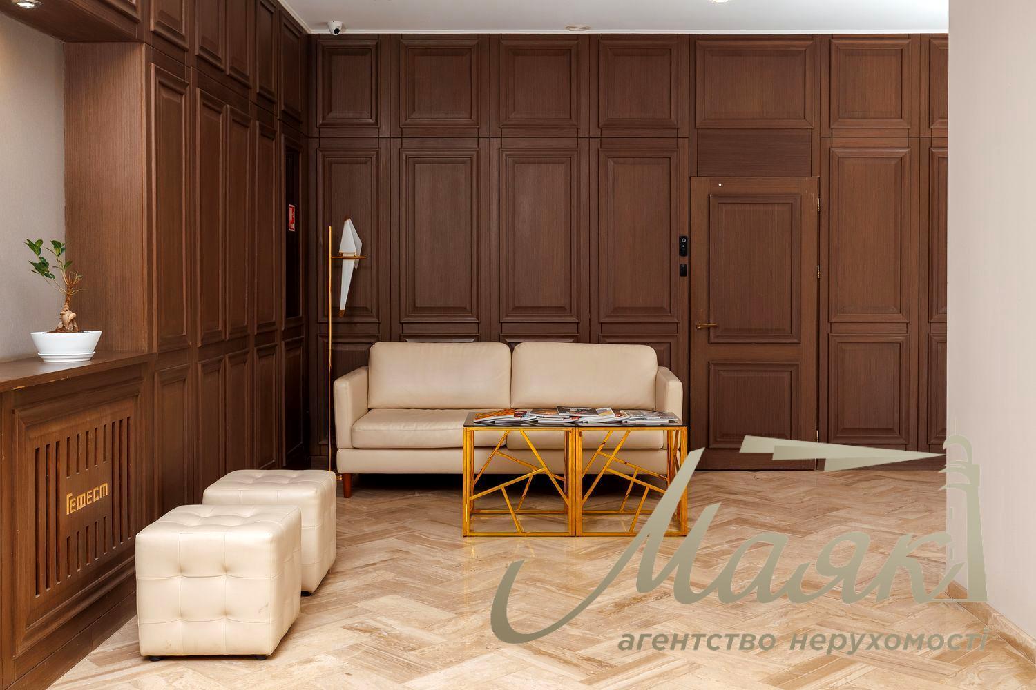 Office for rent 130 sq.m. in BC Hephaest, 99a Glubochitskaya str.