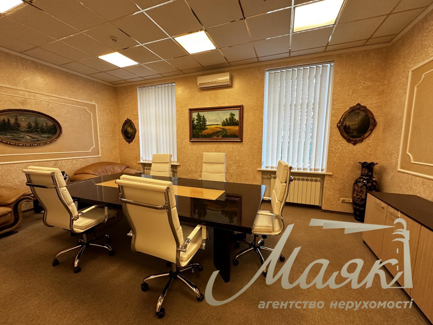 Sale of office space 135m2, Panasa Mirnogo st., Pechersk