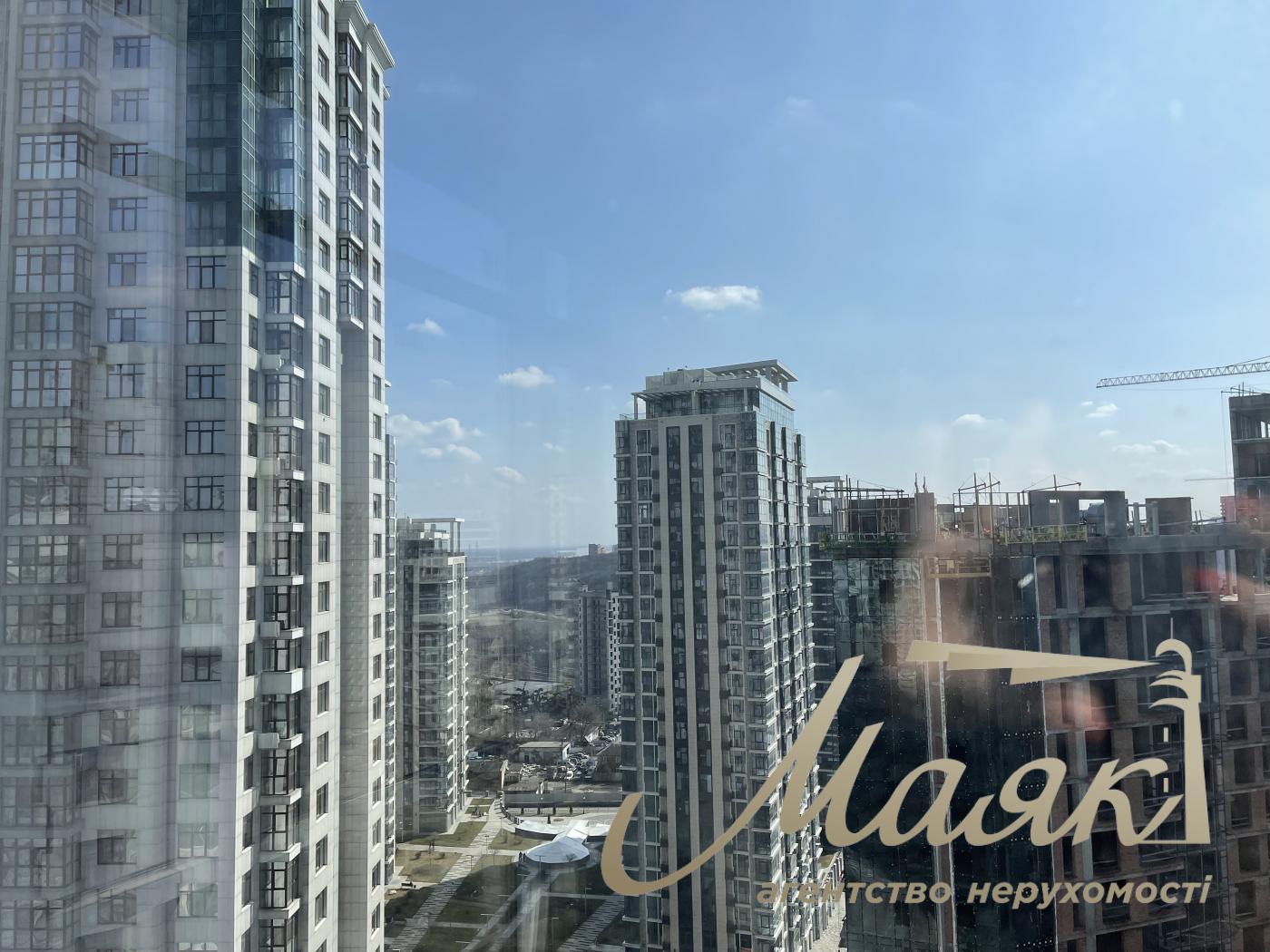 Продаж 4-х кімнатної квартири, 178 м2 у ЖК Новопечерські Липки Драгомирова