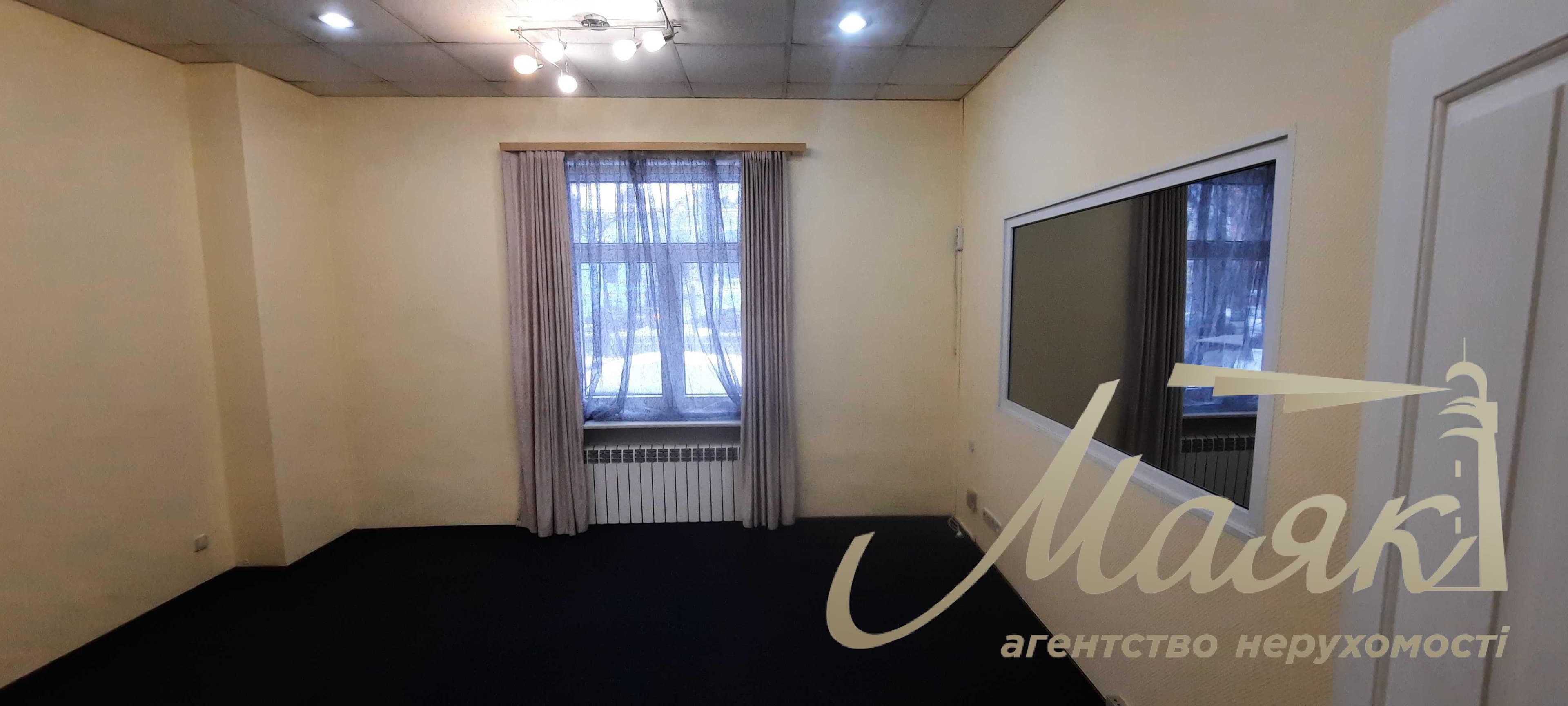 Продаж комерційного приміщення, фасад, Мазепи 3, Печерськ