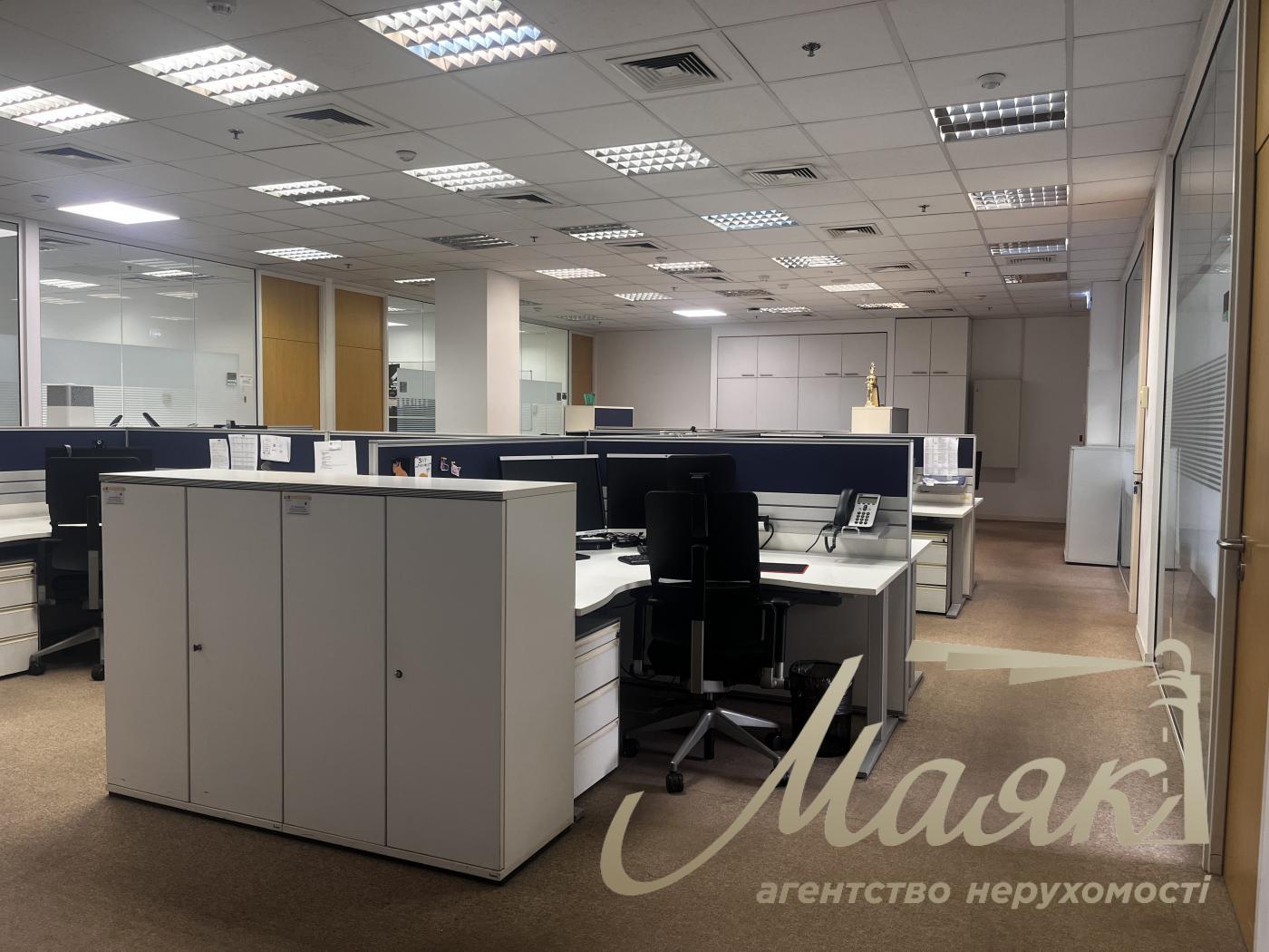 Оренда офісу 416м2 в БЦ Єврразія по вул.Жилянська 78, Олімпійська