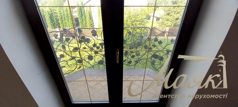 Продажа дома 255м2 + гостевой дом 55м2 в КГ Романков | Обуховское направление | Киевская область