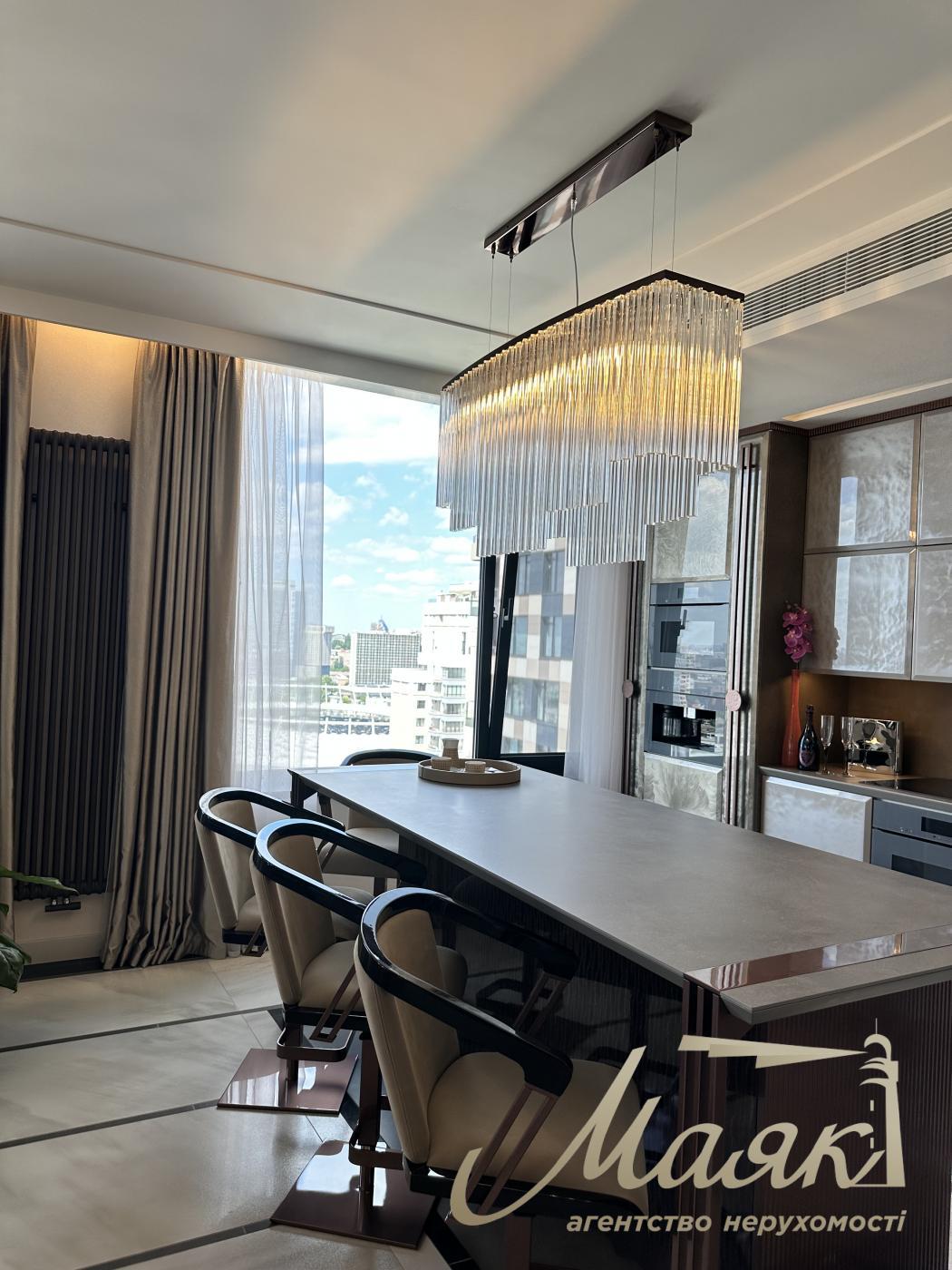 Продажа квартиры в ЖК TETRIS HALL, ул. Федорова, Печерск, Киев