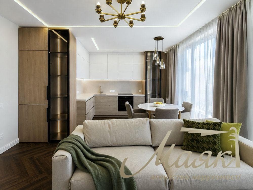 Продаж 4-кімнатної квартири площею 105 м² у ЖК «Французький квартал 2», Печерський район, Либедська