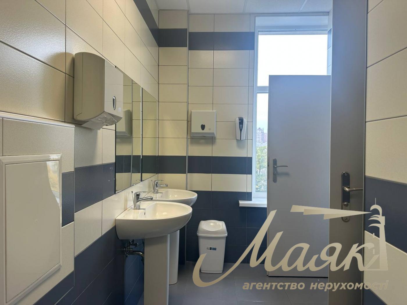 Оренда офісу 914м2 по вул.Міхновського, Звіринецька