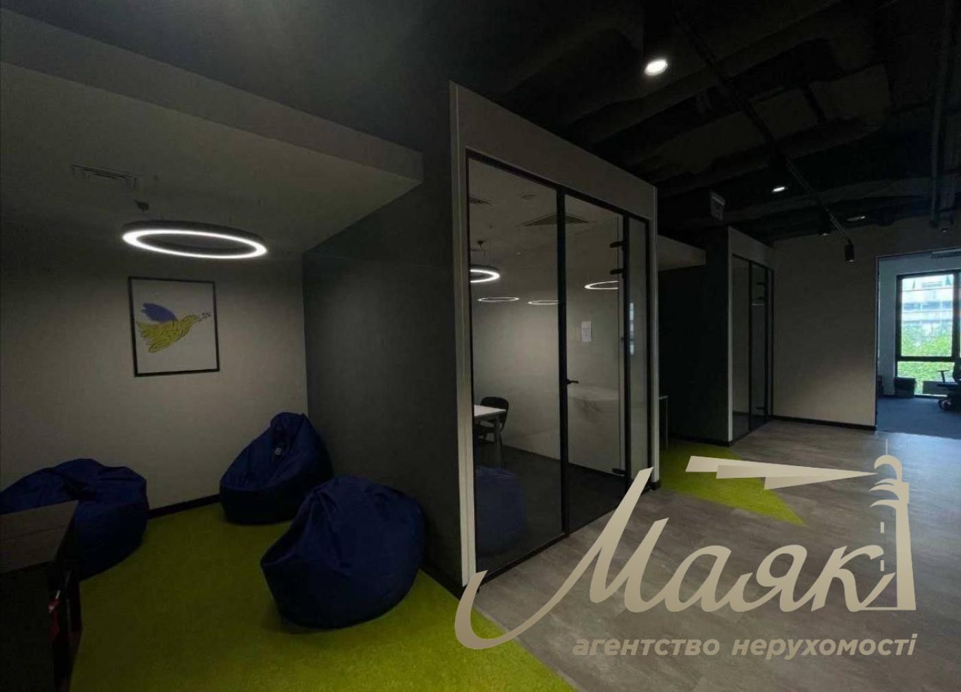 Аренда офиса 390м2 , ул.Гарматная, Соломенский район