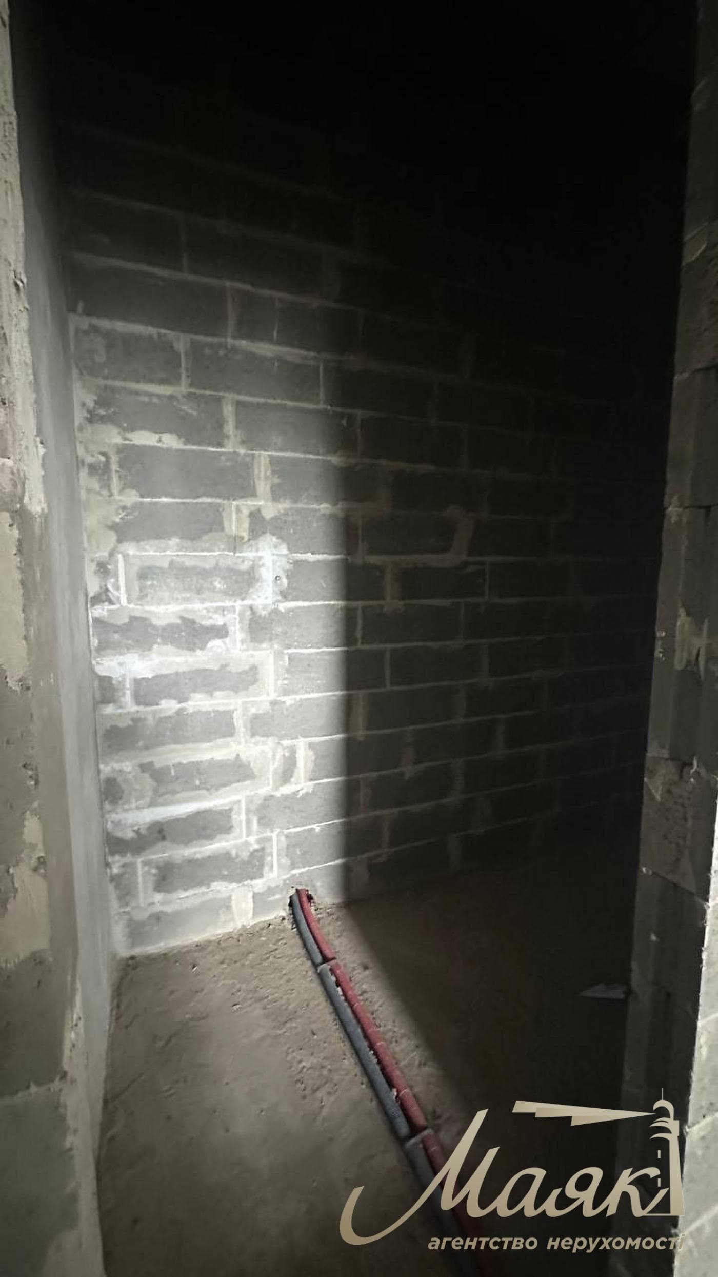 Оренда комерційного приміщення 99,1 м² в ЖК "Варшавський 2", вул. Крстерів, 14Б, Подільський район