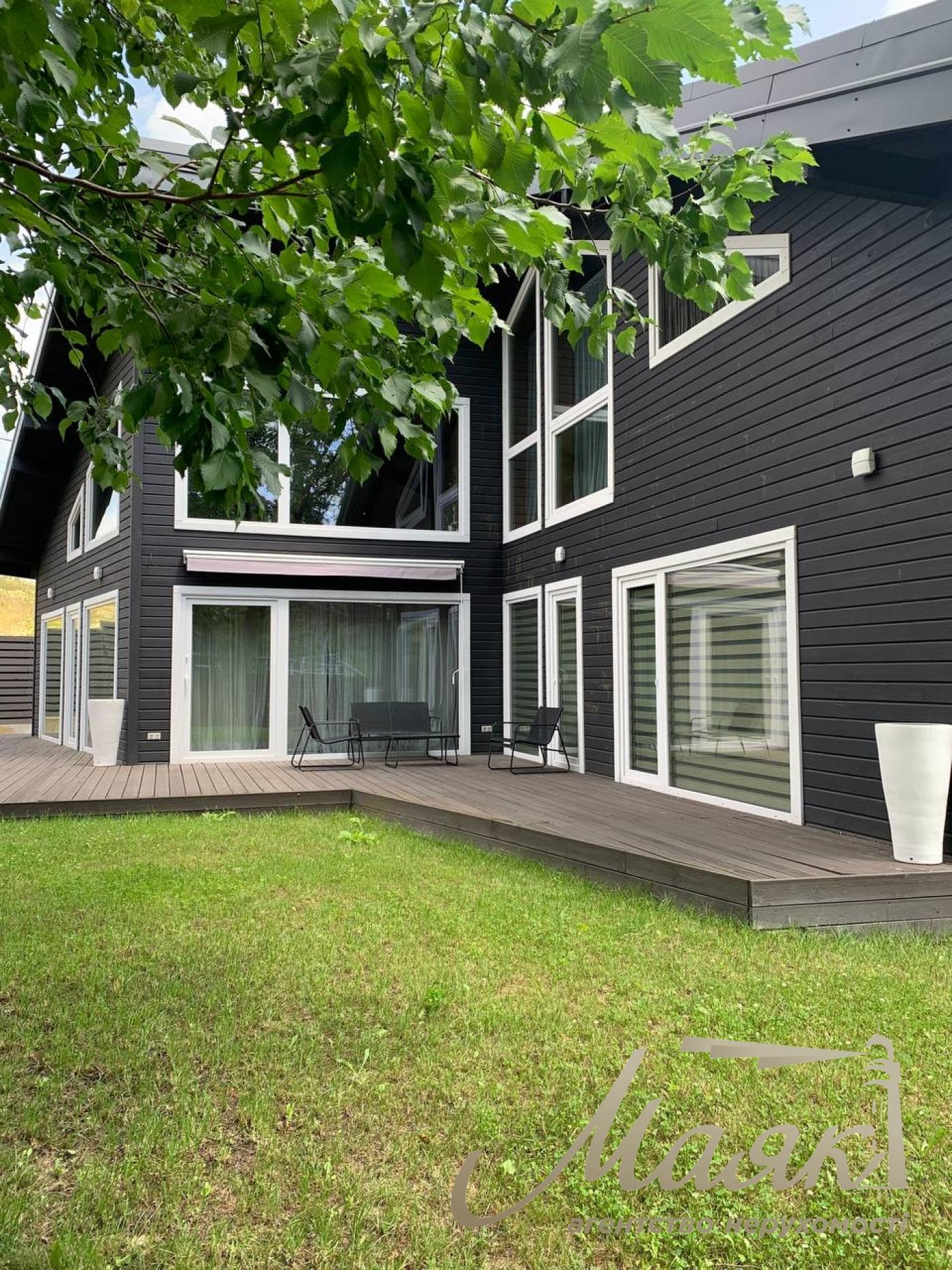 House for rent in Lesniki village near the prestigious Equides Club and Golf Club