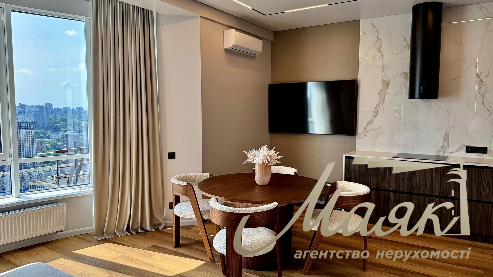 Продаж 2-х кімнатної квартири 70 кв.м. у ЖК Престиж Хол