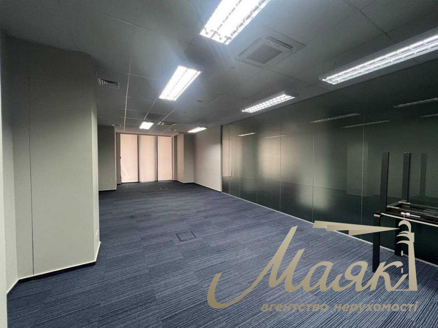 Аренда офиса 962,1 м², ATLANTIC RESIDENCES, ул. Антоновича, 118