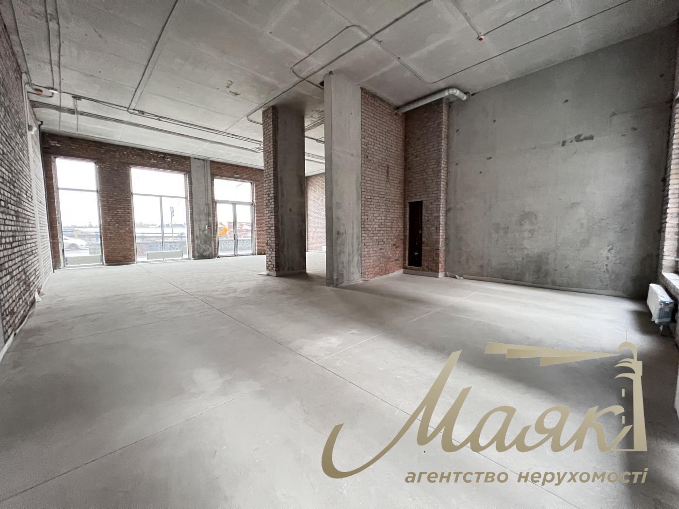 Rent of facade premises 130 m2, club house Illinsky House.