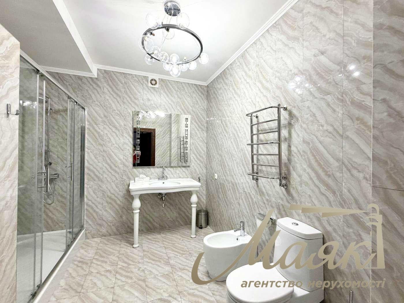 Townhouse for rent: 292 m², 3 bedrooms, terrace with waterfront access, self-contained; Kozin/Koncha-Zaspa village, Anatoliy Solovyanenko Street, Kyiv Oblast, Obukhiv direction