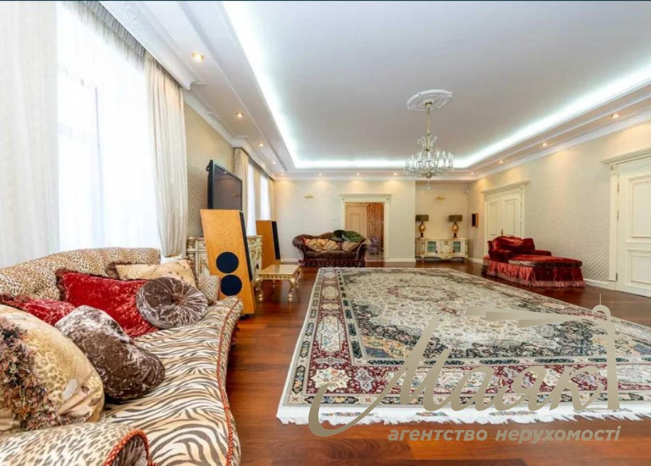 Продаж 3-х кімн. квартири, 278 м2, на вул. Городецького