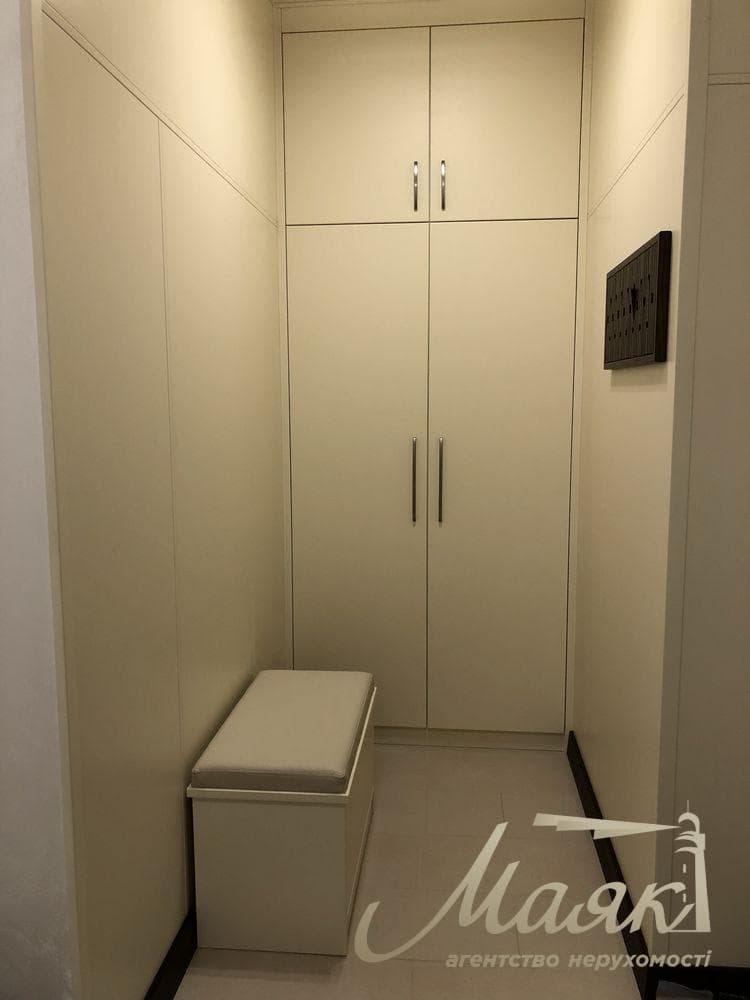 Продаж 3-кімнатної квартири, 103 м², ЖК «Рівер Стоун», вул. Трускавецька, 2-А