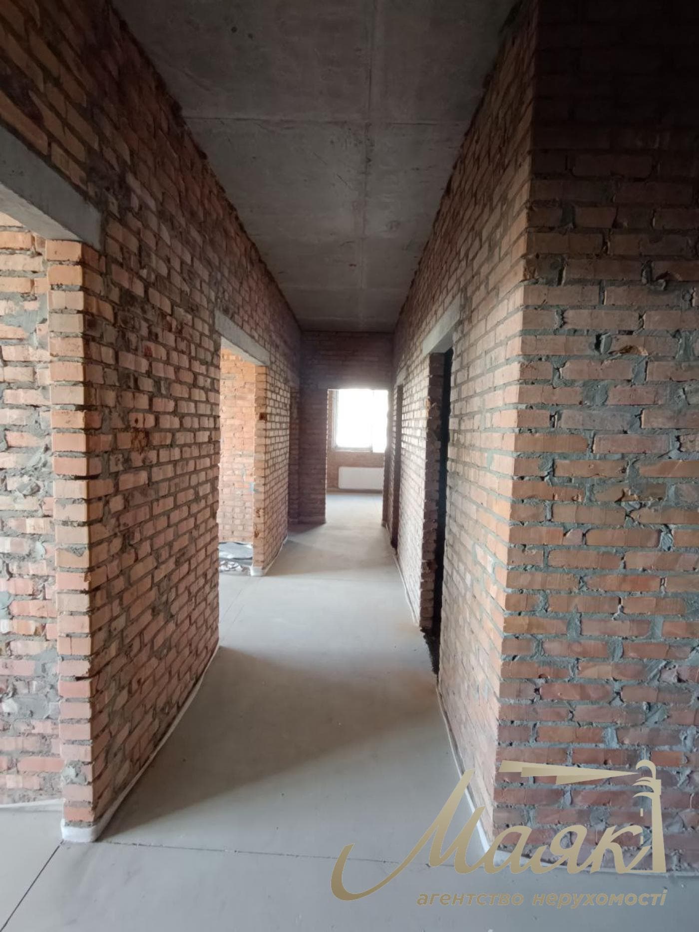 Продаж 3-к квартири в ЖК Едельвейс, Печерськ, Звіринецька