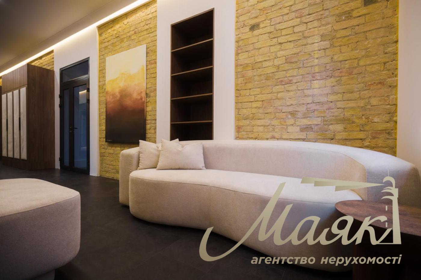 Продаж офісу вул. Богдана Хмельницького, Шевченківський р-н