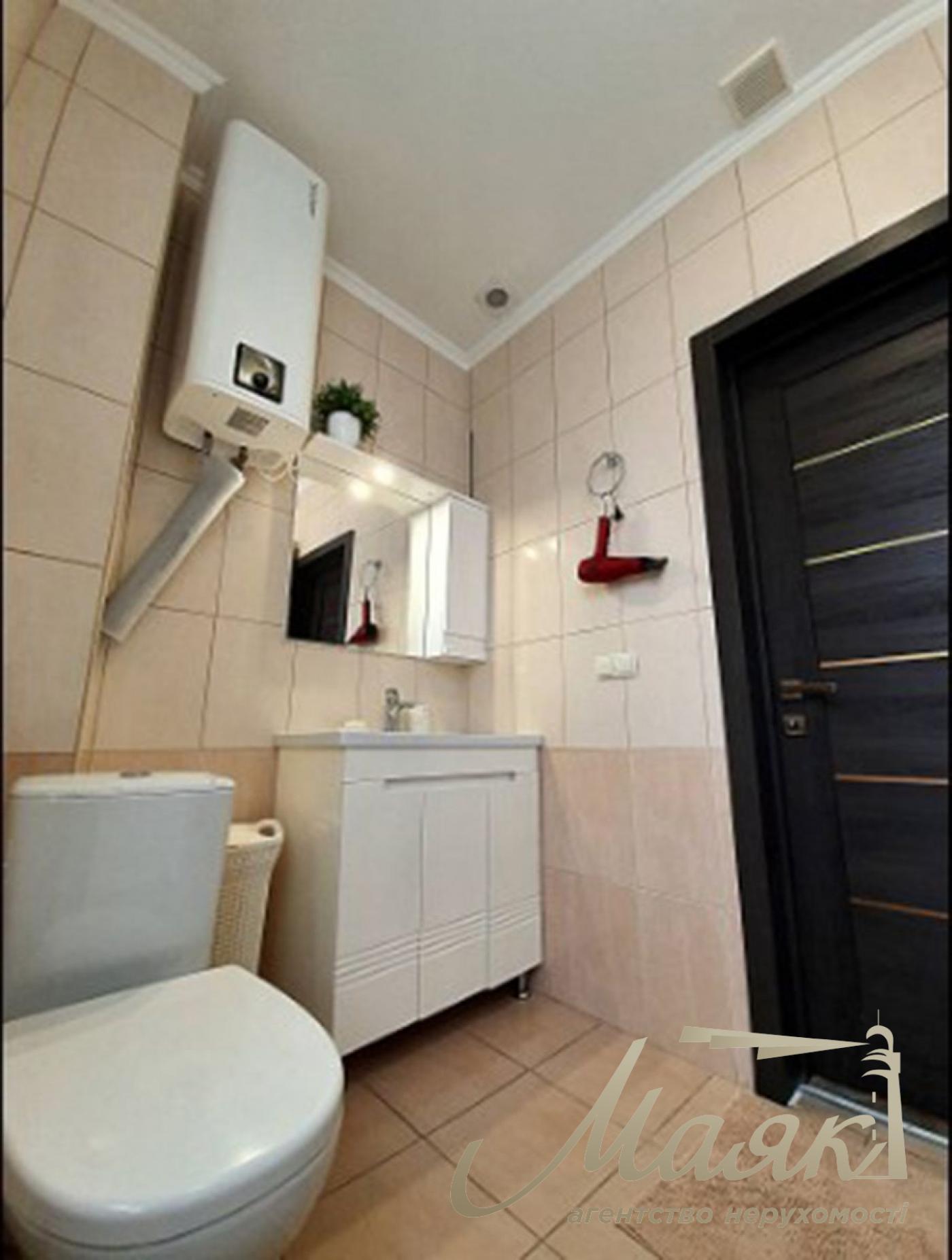 Аренда 3-комнатной квартиры ул. Софиевская 1/2, Майдан Независимости, Центр