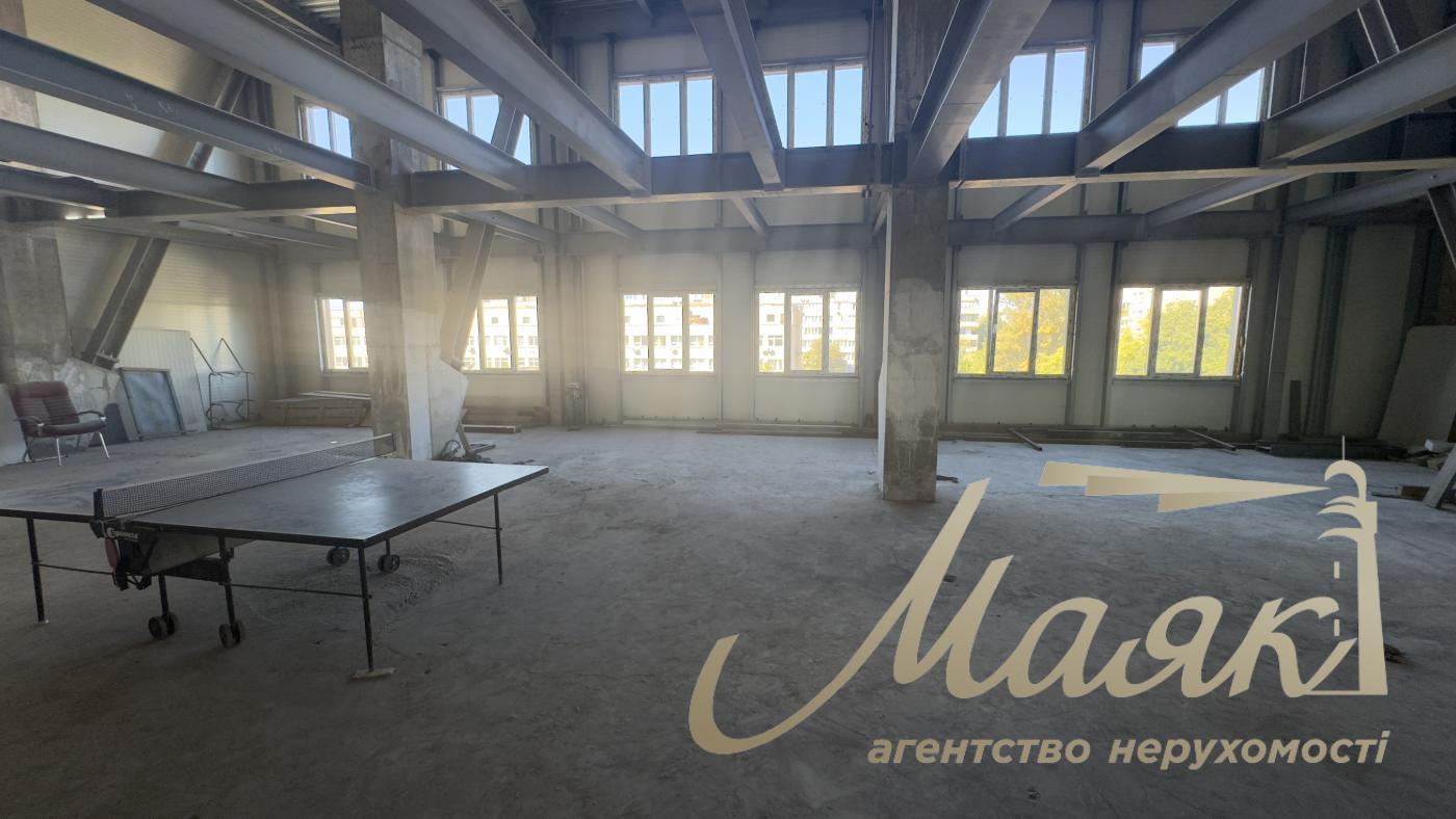 Office for rent 560 m2 on Grigory Kochura str., Solomensky district.