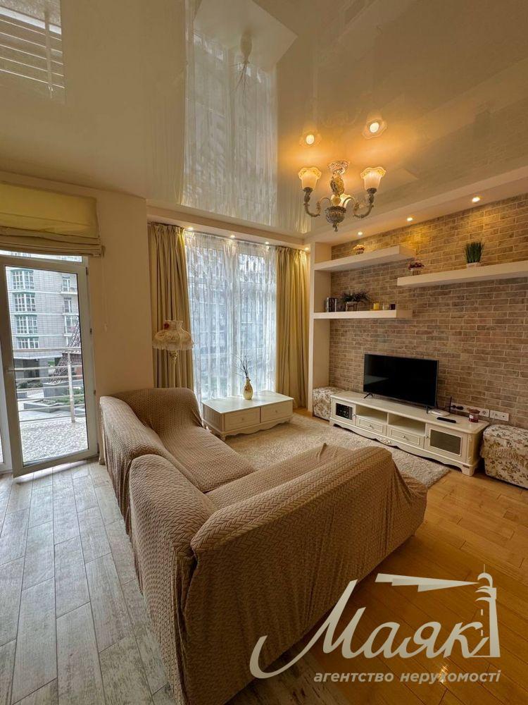 Продажа квартиры 50м2 ЖК "Французский квартал", Печерский район