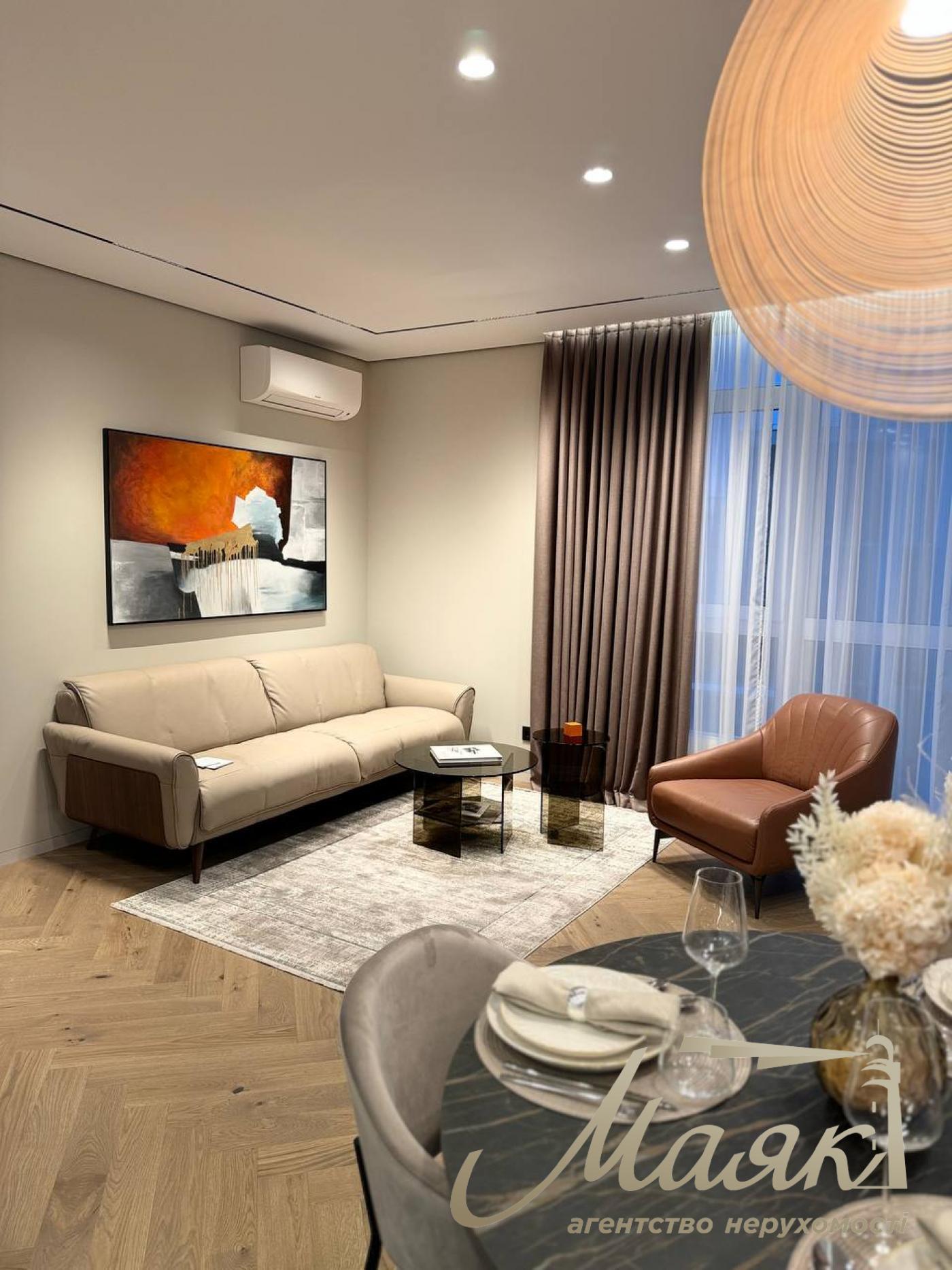 Продаж 2 кімнатної квартири, 80м2, Французький квартал 2, вул. Джона Маккейна.