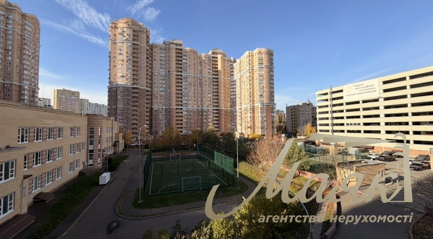 Продажа 3 комнатной квартиры в ЖК Голосеево, Голосеевский район