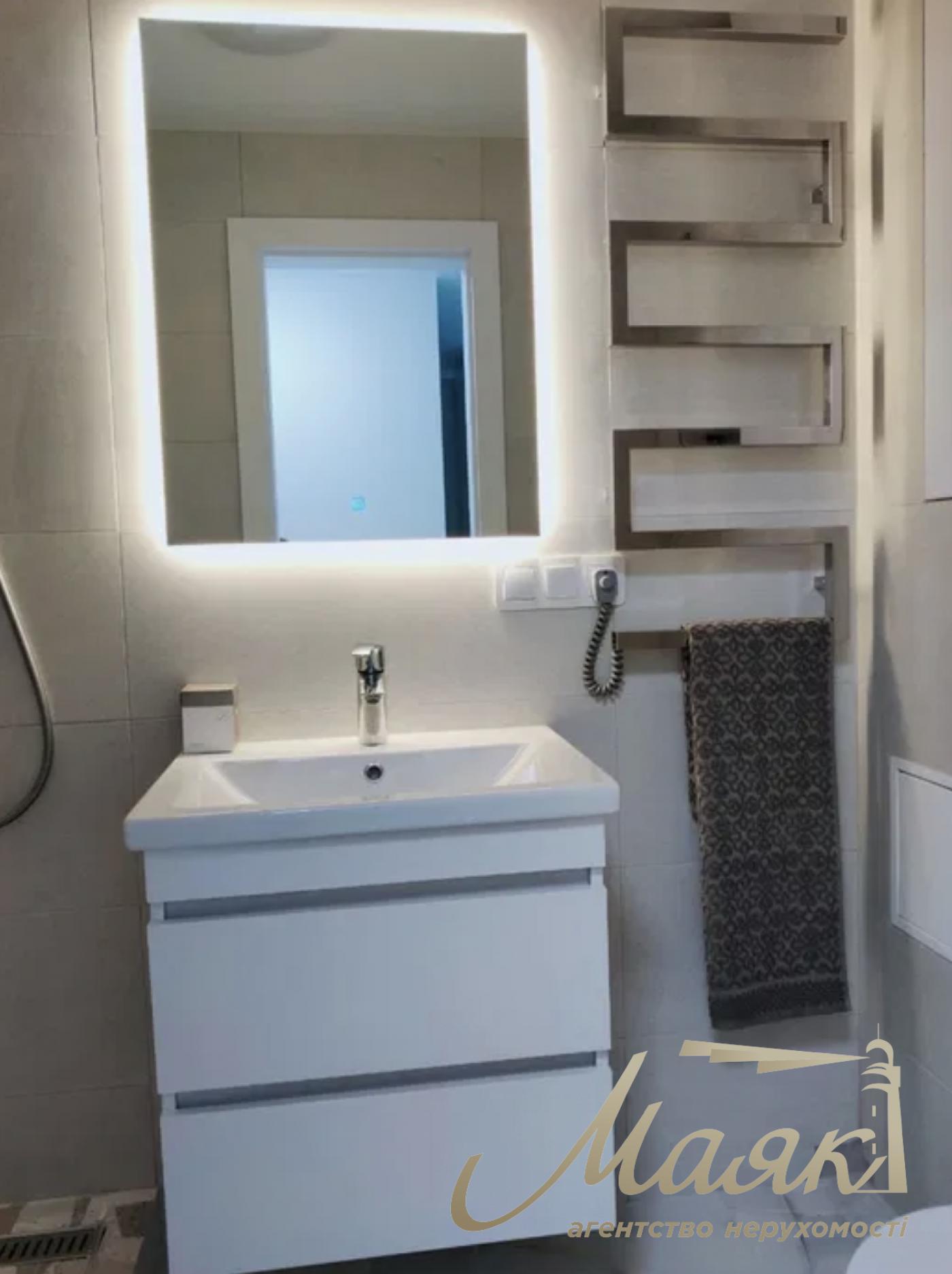 Rent 1-bedroom apartment Laboratornaya street 26A, Pechersk