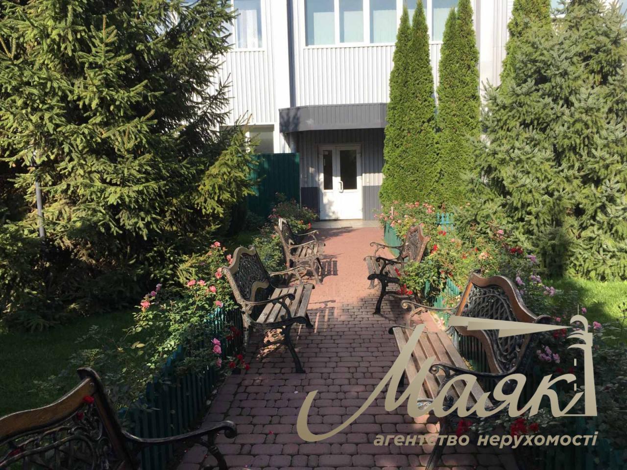 Sale of Office building 2500m. with repairs st. Boryspilska 19b