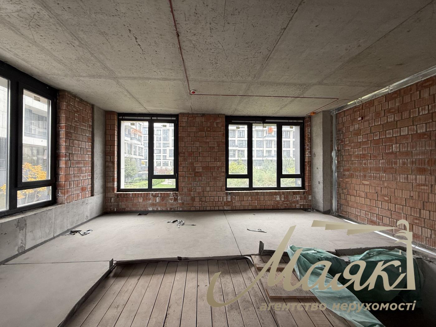 Продажа фасадного помещения 271 м² в ЖК UNIT.Home, ул. Гарета Джонса, Шевченковский район.