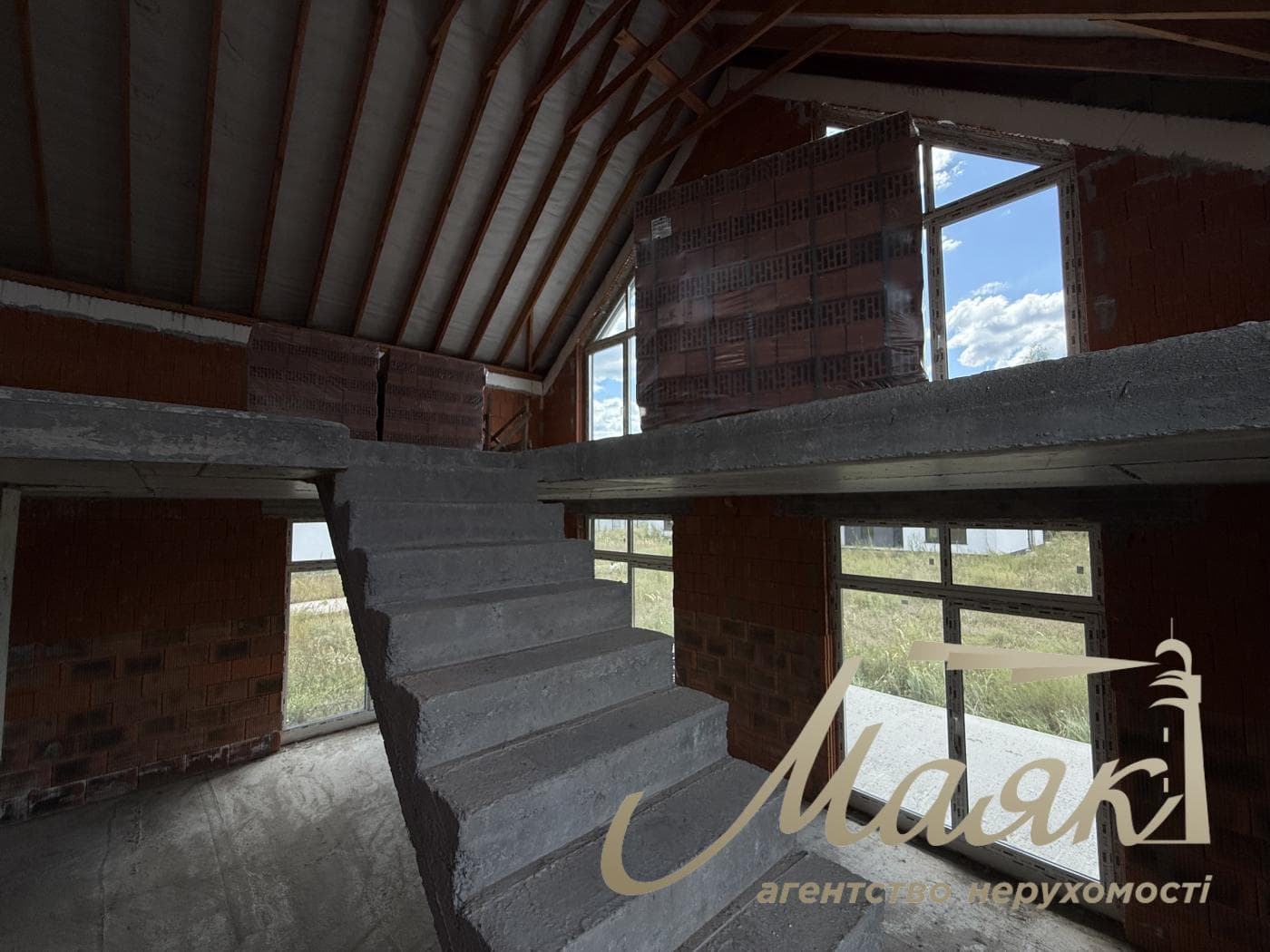 For Sale: 2-Story House (175 m²) in the village of Vyshenky, Kyiv Oblast, Boryspil District