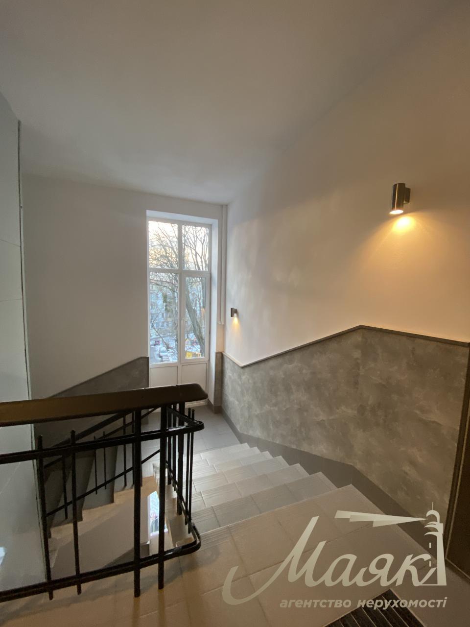 Продажа  апартаментов в историческом центре ул. Богомольца 278м2