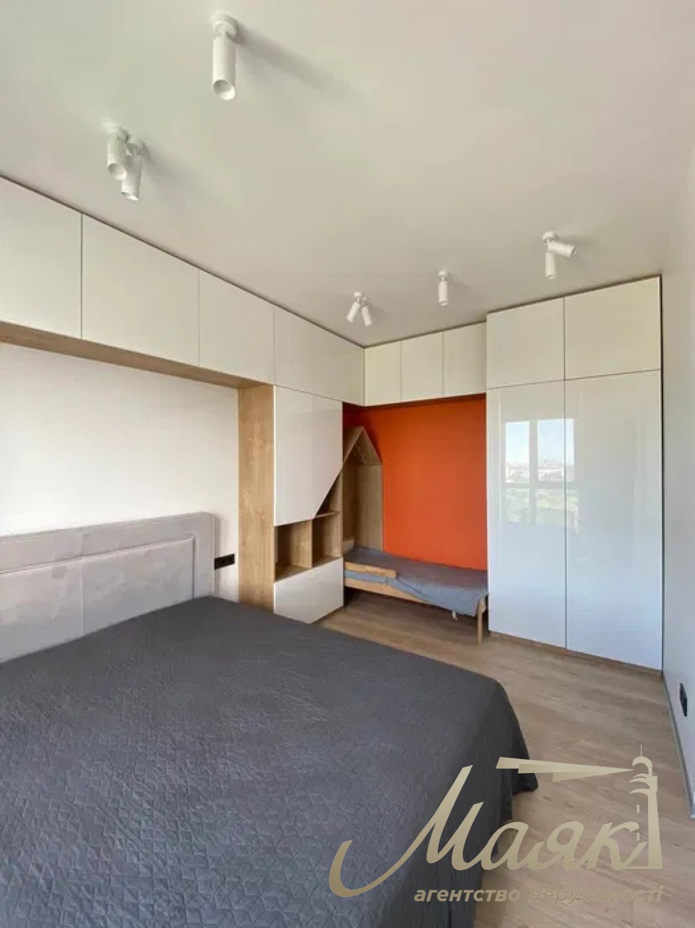 Продаж 2-кімнатної квартири ЖК Файна Таун, вул. Салютна