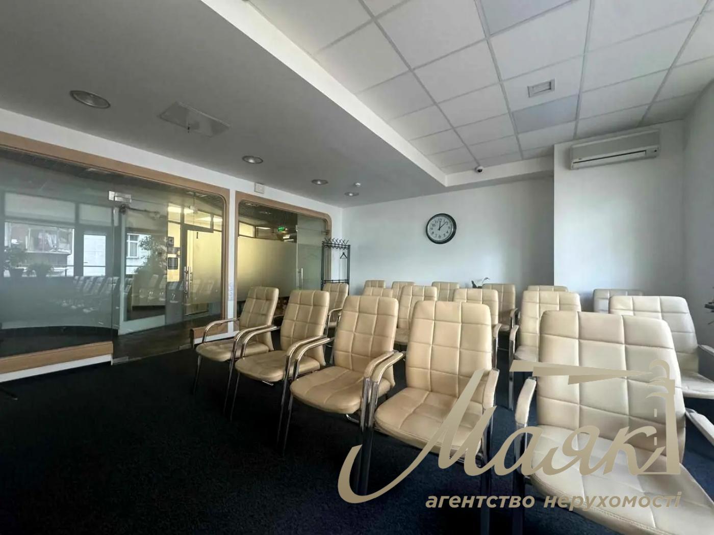 Аренда офиса 240м2 на пр.Берестейский 31, КПИ