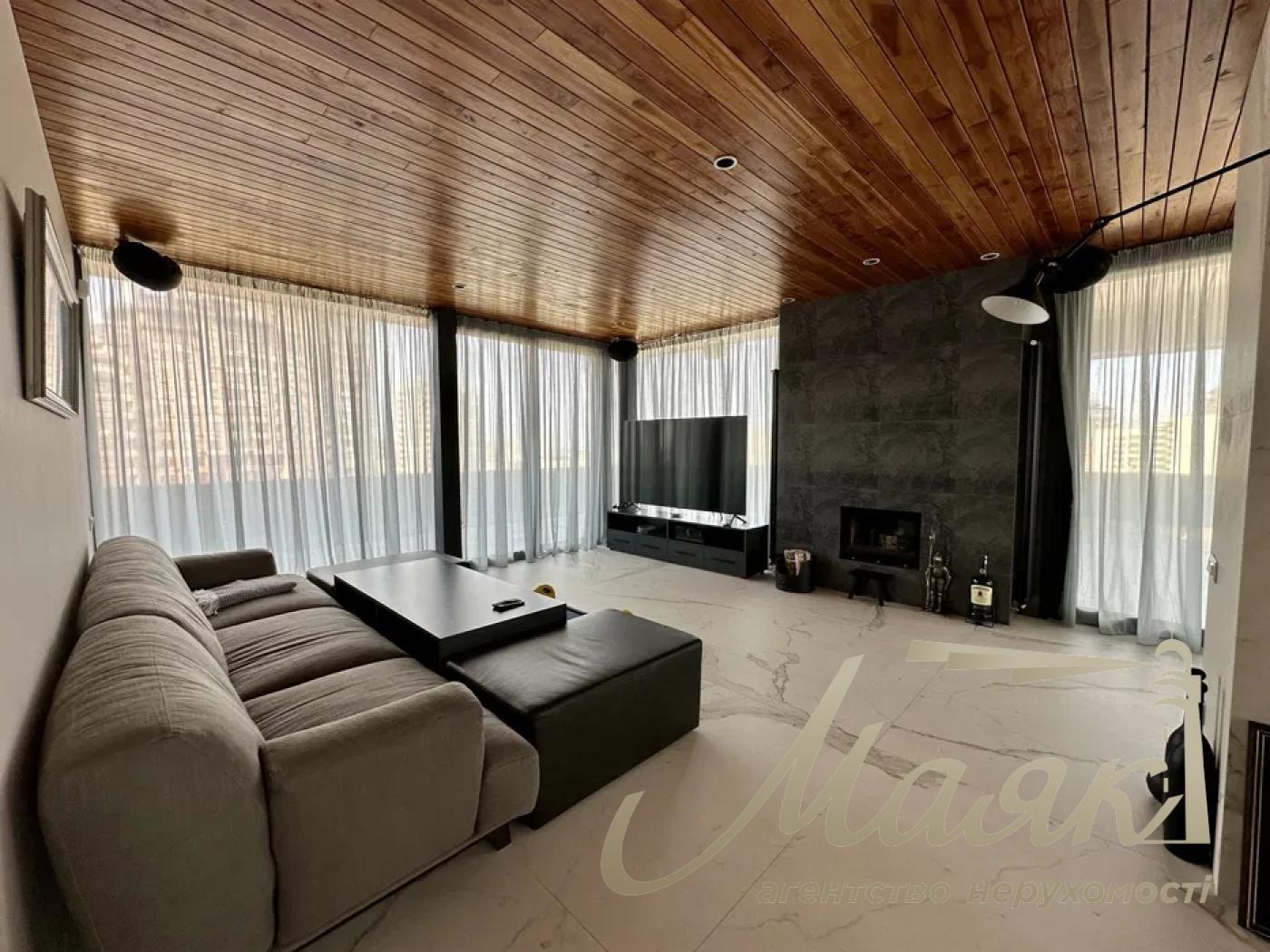 Продаж дворівневої 4к квартири вул. Коновальця, Печерськ