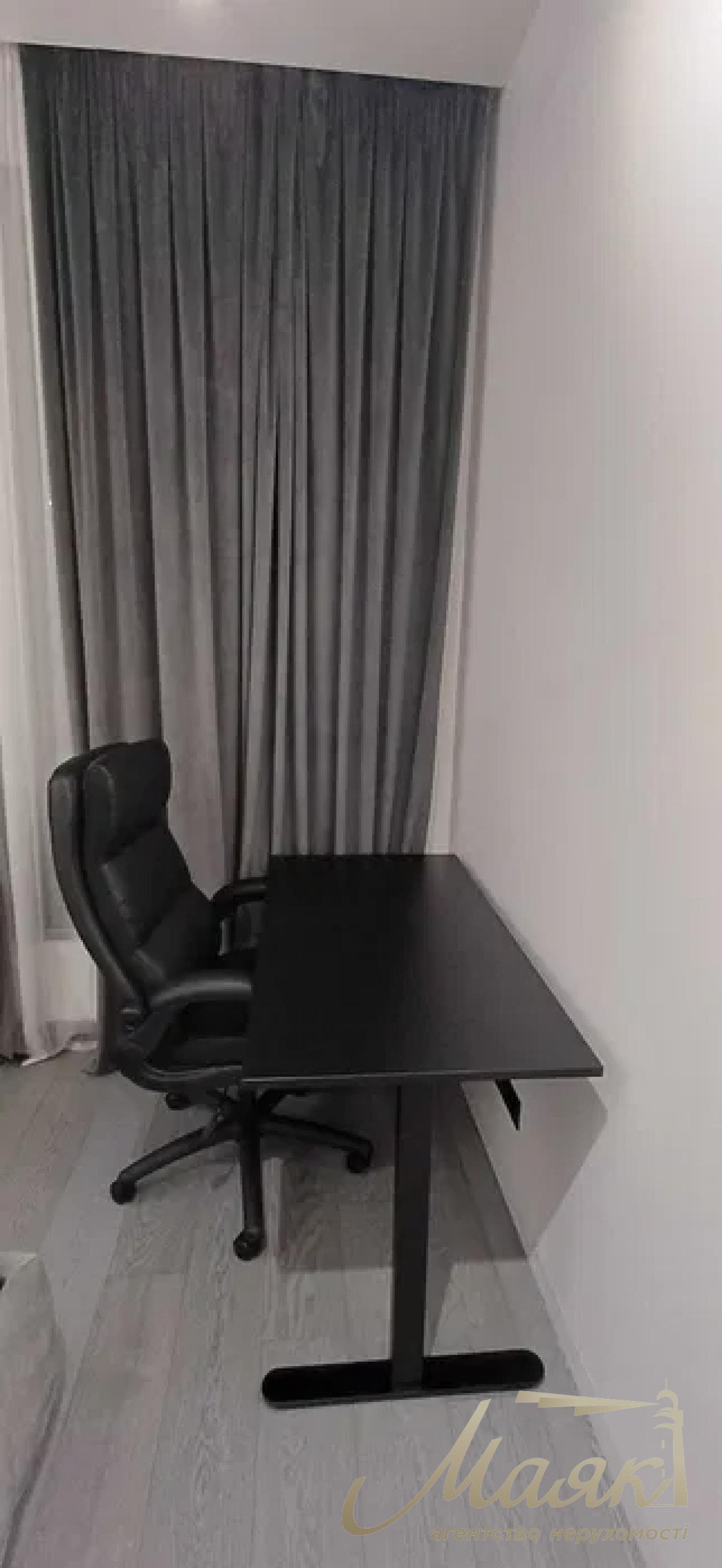 Оренда 3-кімнатної квартири в ЖК Ярославів Град, 82м², Львівська площа, Центр, Київ