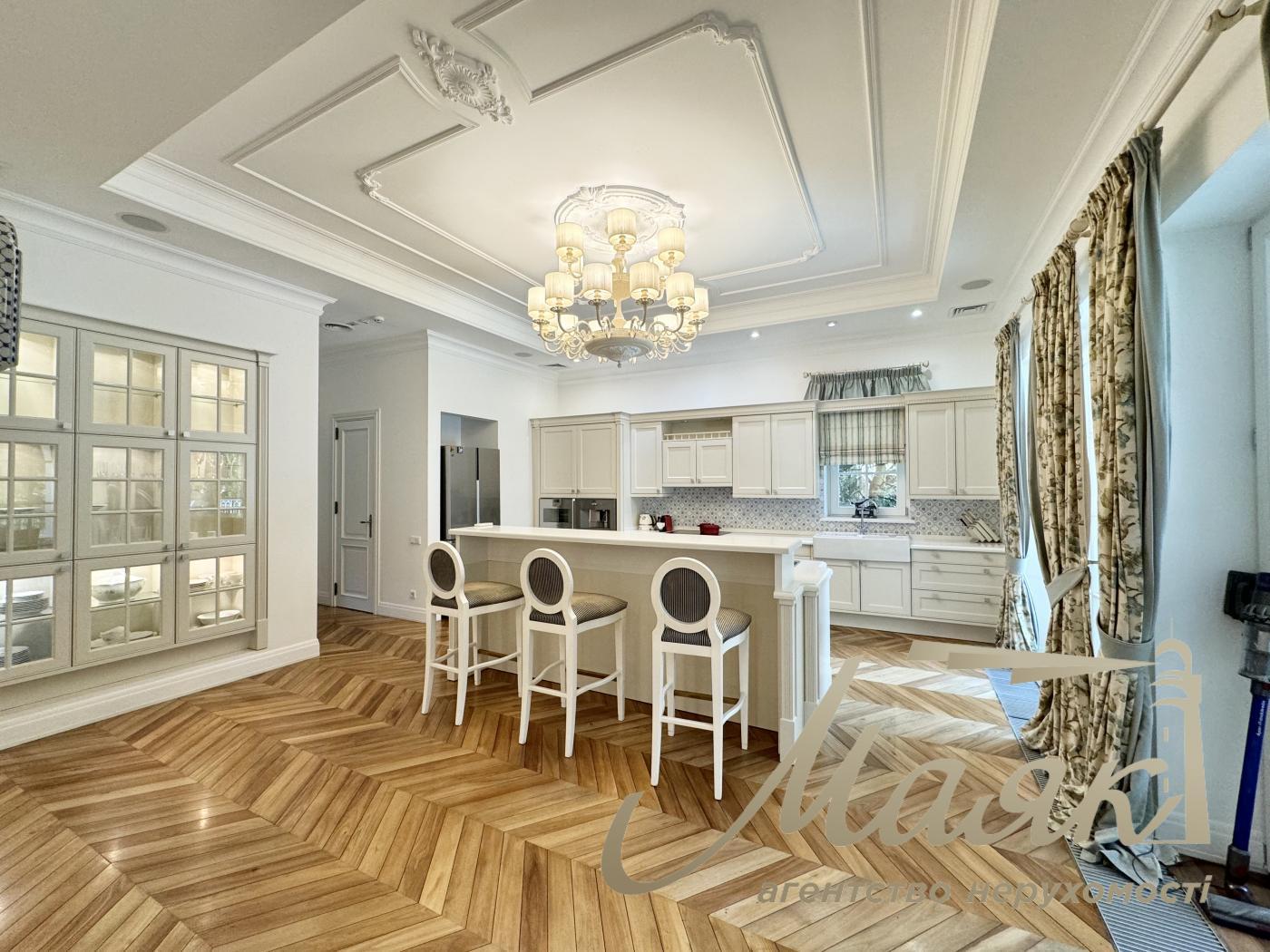 Sale of a house with access to the Dnieper, Damba, Koncha-Zaspa, Kozin