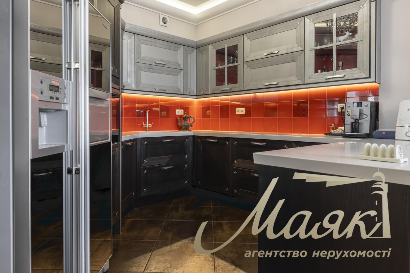 Продажа квартиры 170м2 ЖК "Престиж Холл", Печерский р-н.