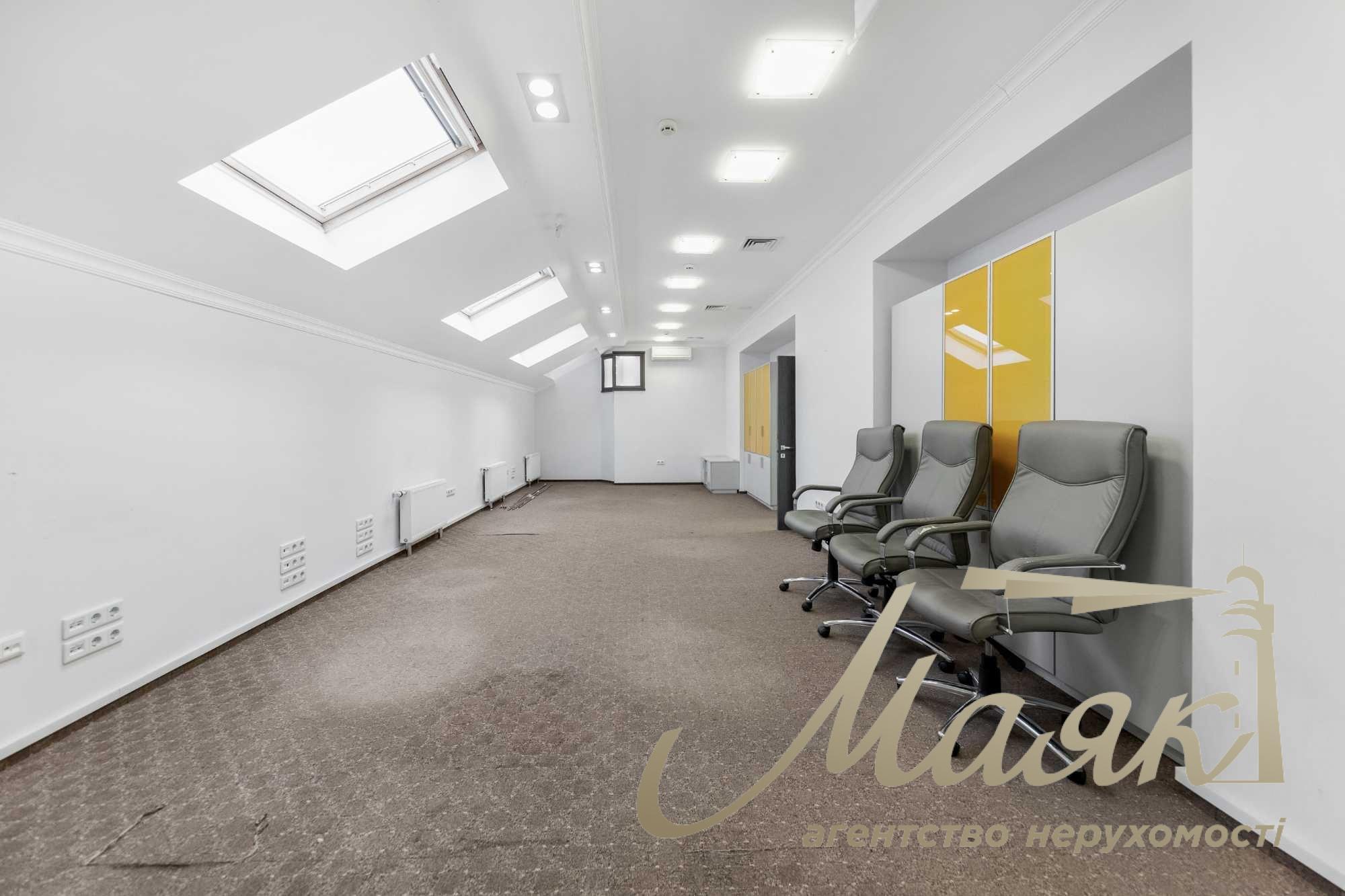 Оренда офісу в центрі (Софіївська площа), вул. Володимирська