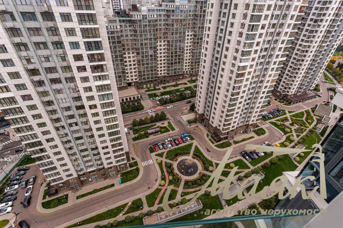 Продаж 4-кімнатної квартири ЖК Новопечерські Липки вул. Верхогляда (Верхогляда)