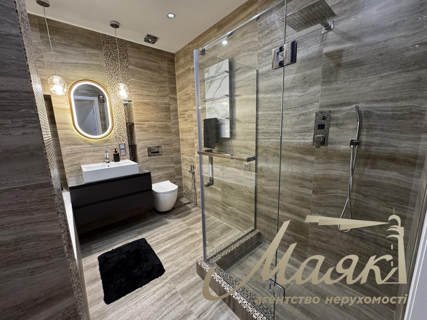 Продаж 2-х кімнатної квартири в ЖК Новопечерська Вежа