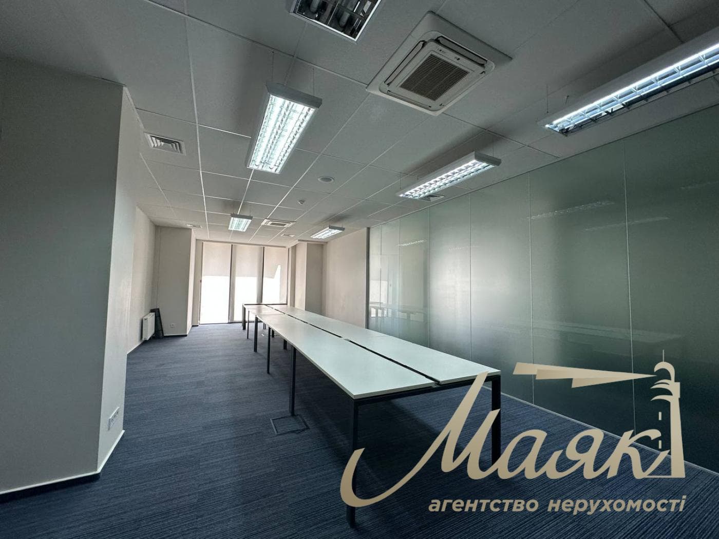 Аренда автономного офиса 962,1 м², ул. Антоновича, 118, Центр.