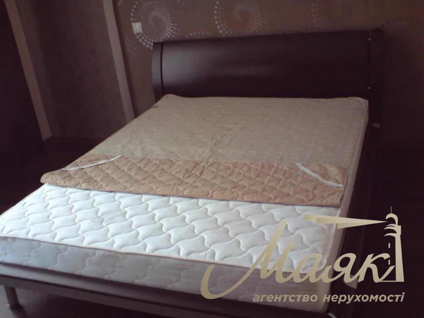 Rent 2k apartment (63 m²) in Residential Complex Novopecherskie Lipki