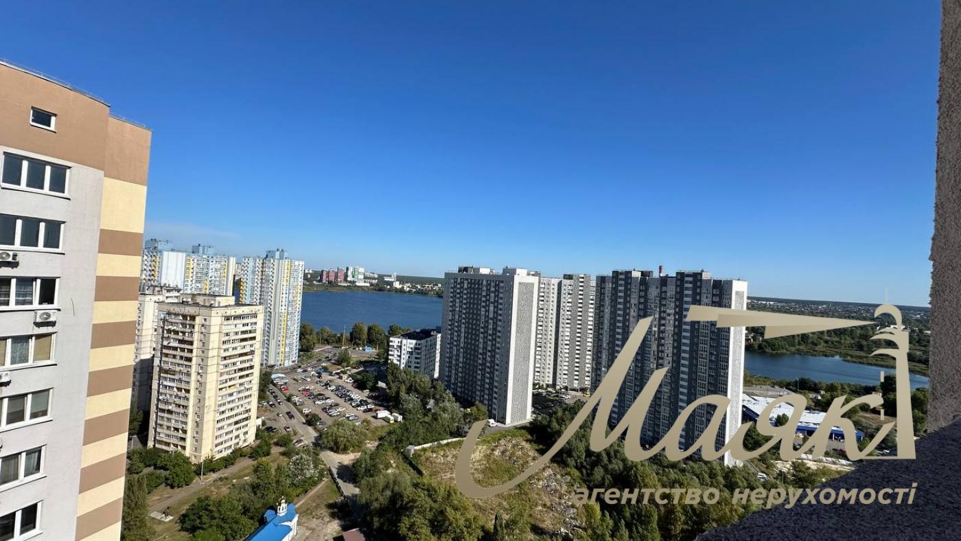 Продаж 3-кімнатної квартири вул.Соломії Крушельницької 15-Б, Позняки, Харківська