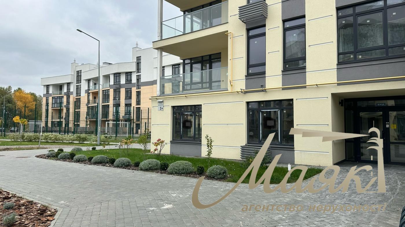 Rent of facade space 57m2 residential complex "Italian Quarter"