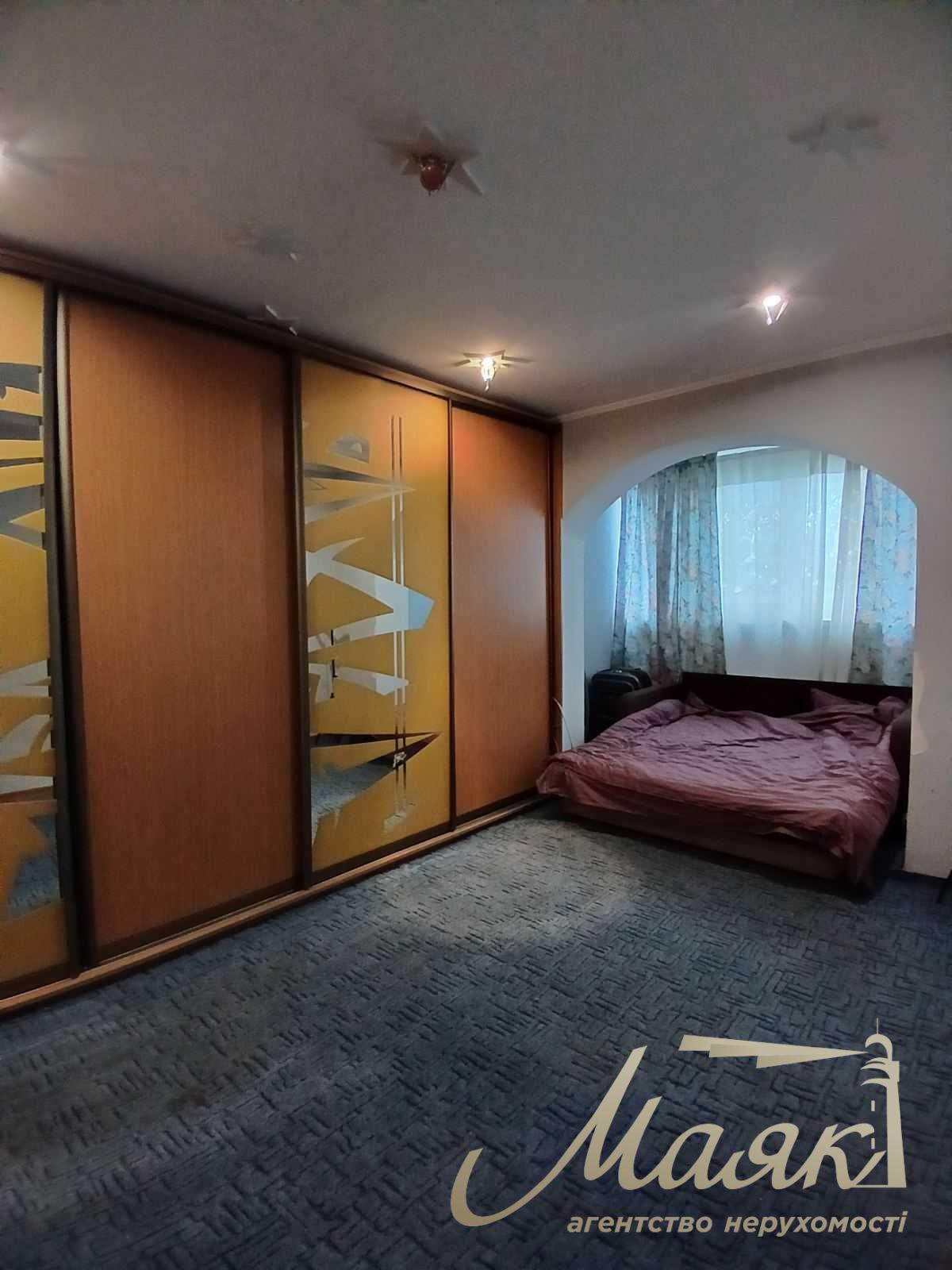 For sale 3k apartment, 110m2, vul.Akhmatovaї, 43