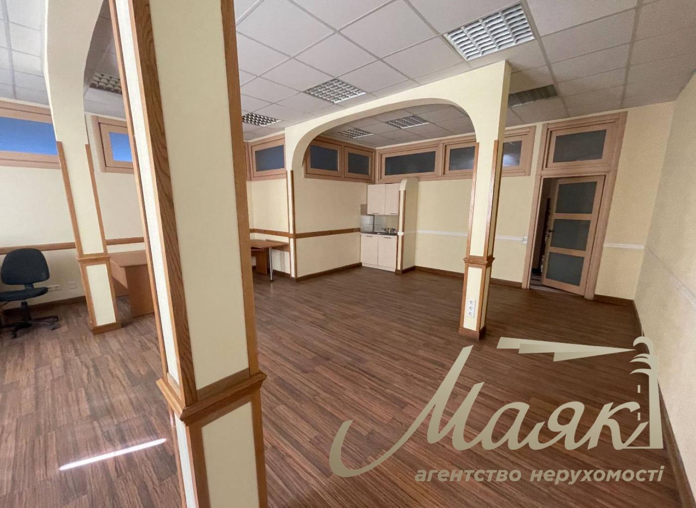 Оренда ОСЗ по вул.Саксагаснкого 67-Б, Центр.