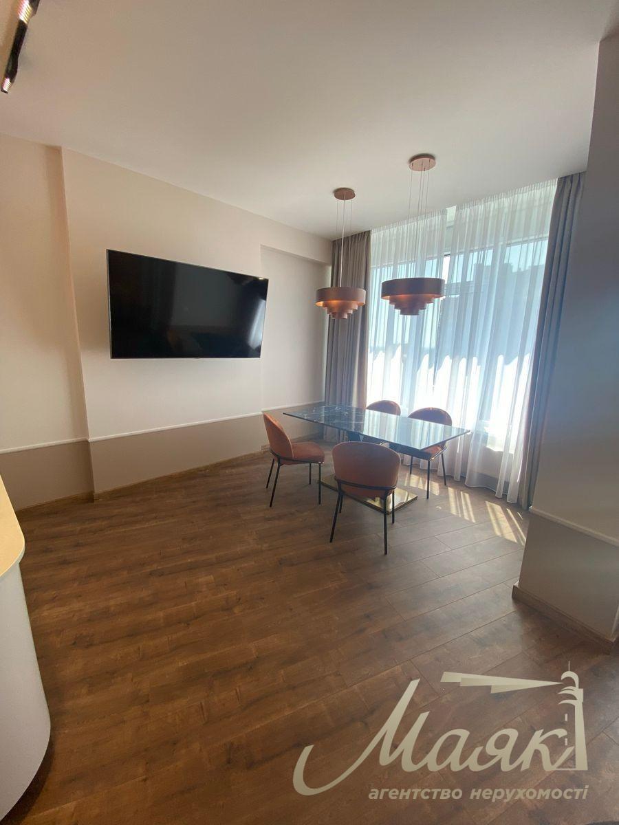 Оренда 4-х кімнтаної квартири в ЖК Busov Hill, Звіринецька.