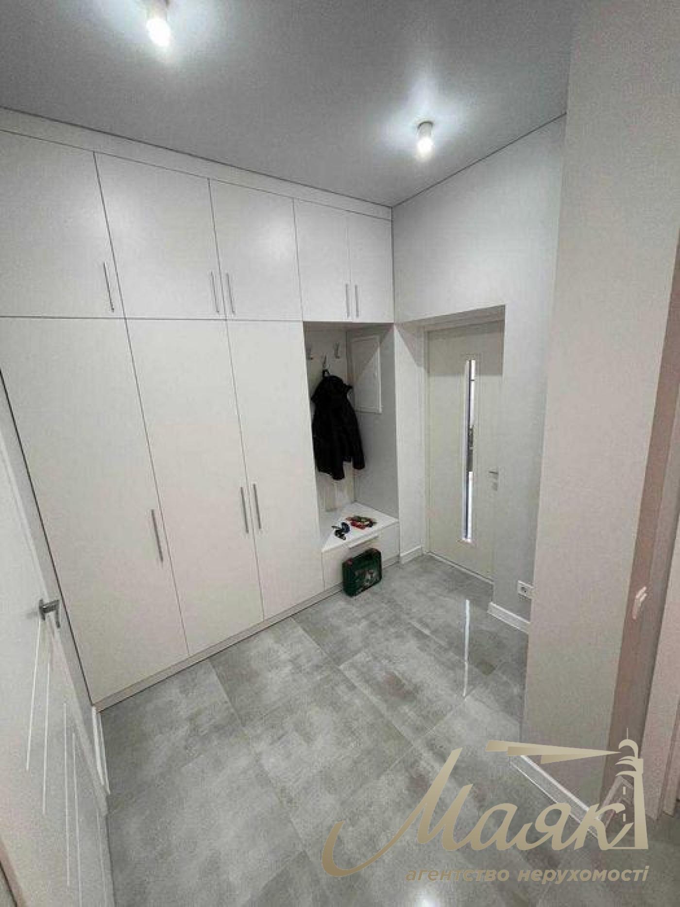 Продаж 2х-поверхового будинку (150м2) с.Гатне